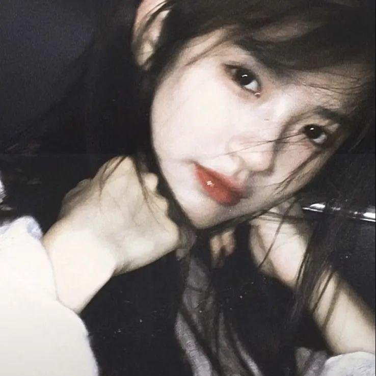黑色姐妹花
